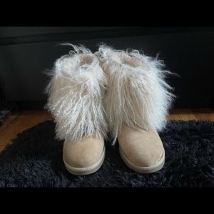 Sheepskin cuff Ugg boots
